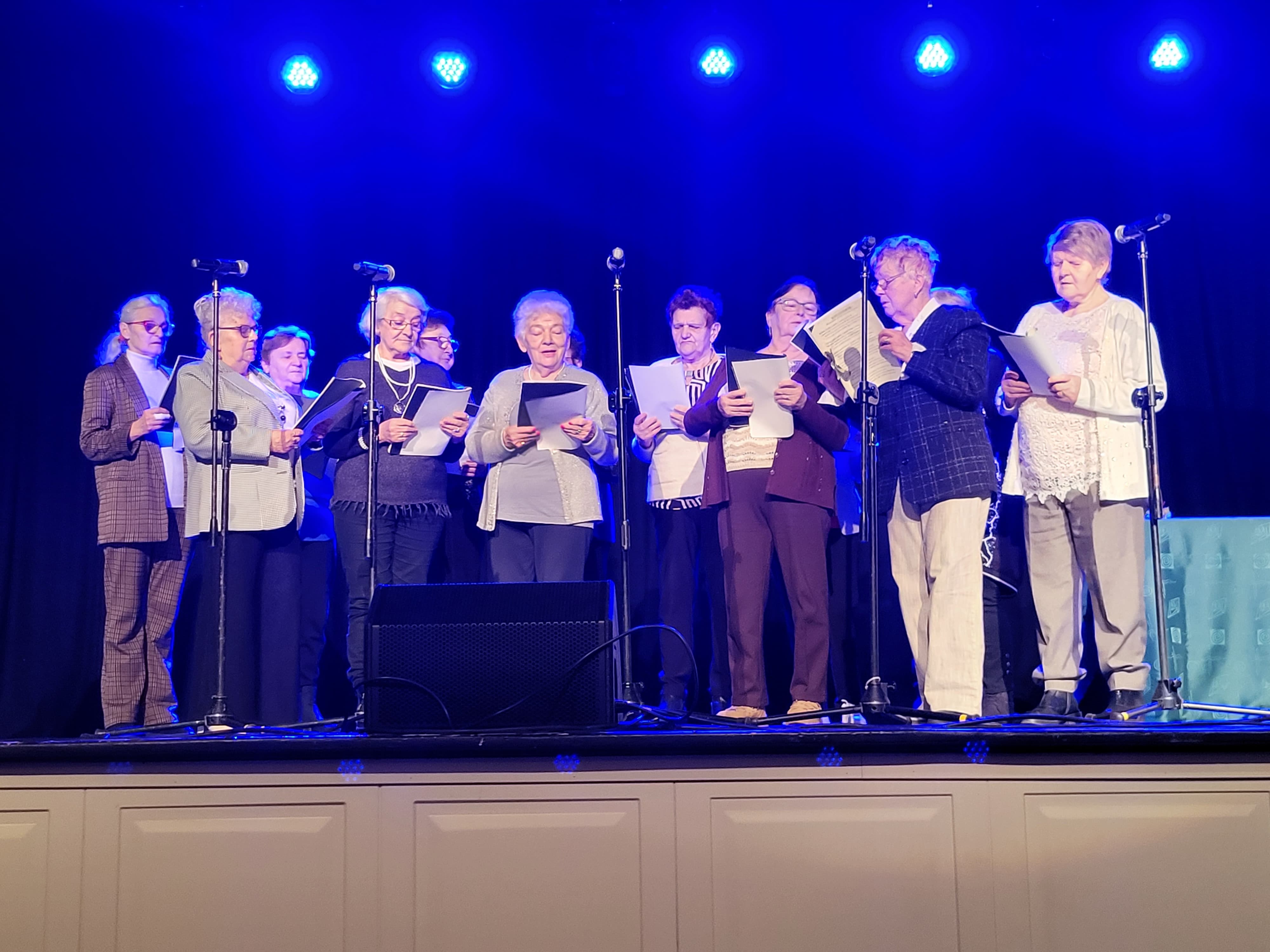 Zdjęcia z&nbsp;Inauguracji Og&oacute;lnopolskiej Kary Seniora