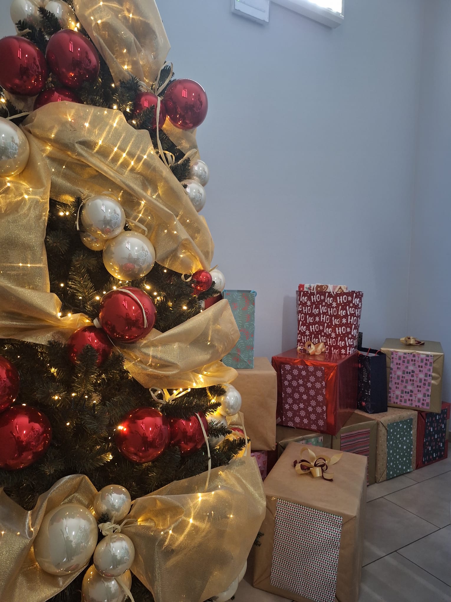 Paczki od Szkolnego Koła Wolontariatu przy Szkole Podstawowej w&nbsp;Śmiglu