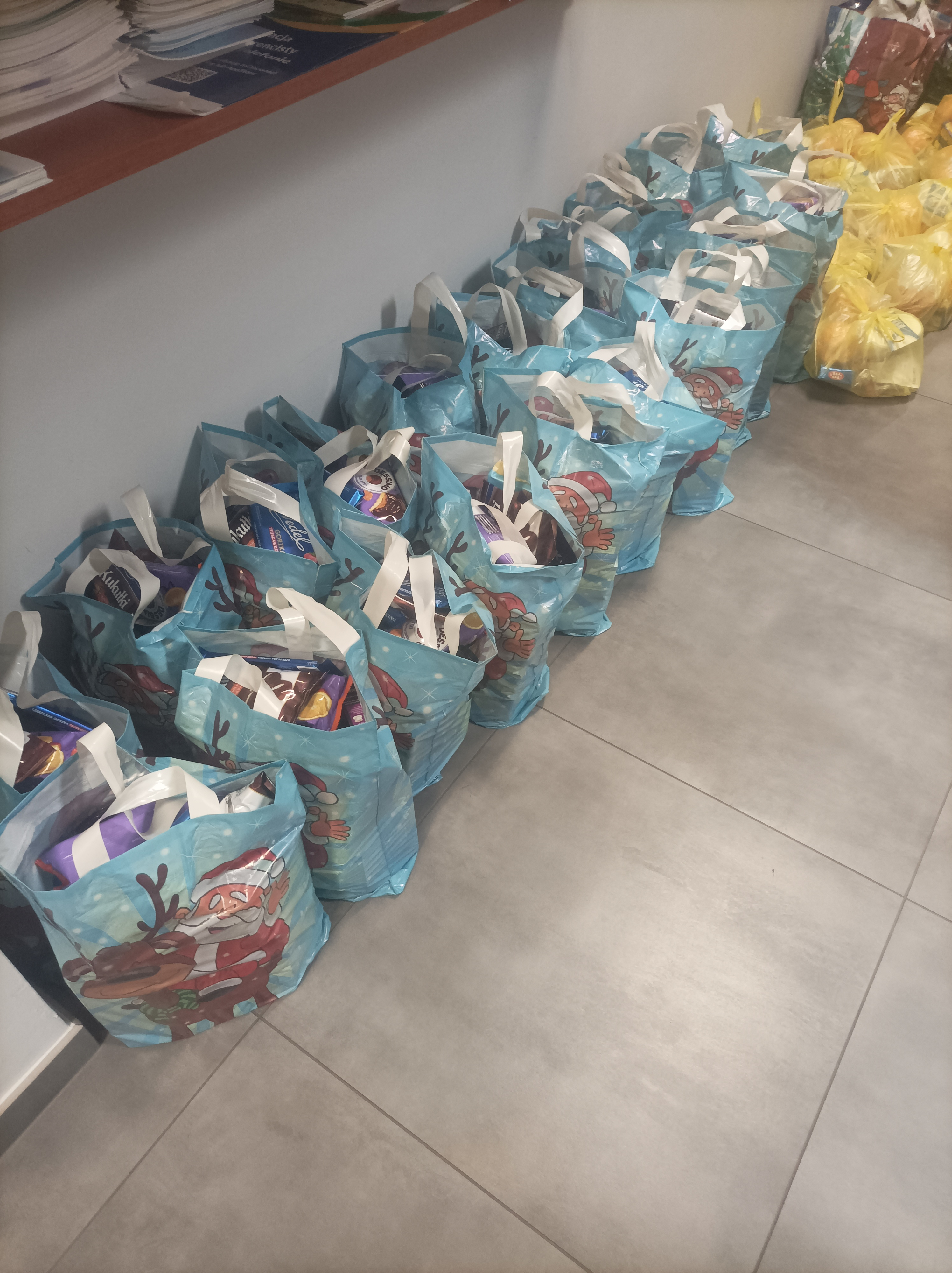 Paczki żywnościowe